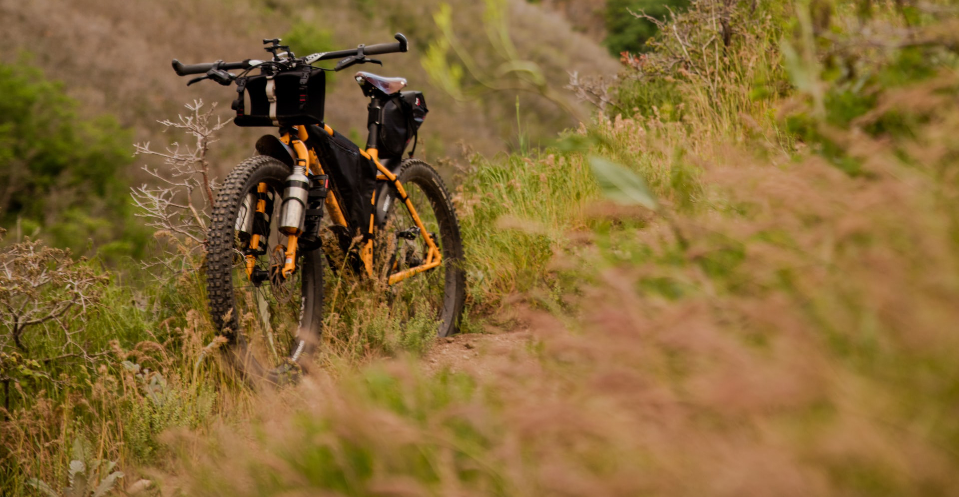 cycling in the manifold valley, peak park